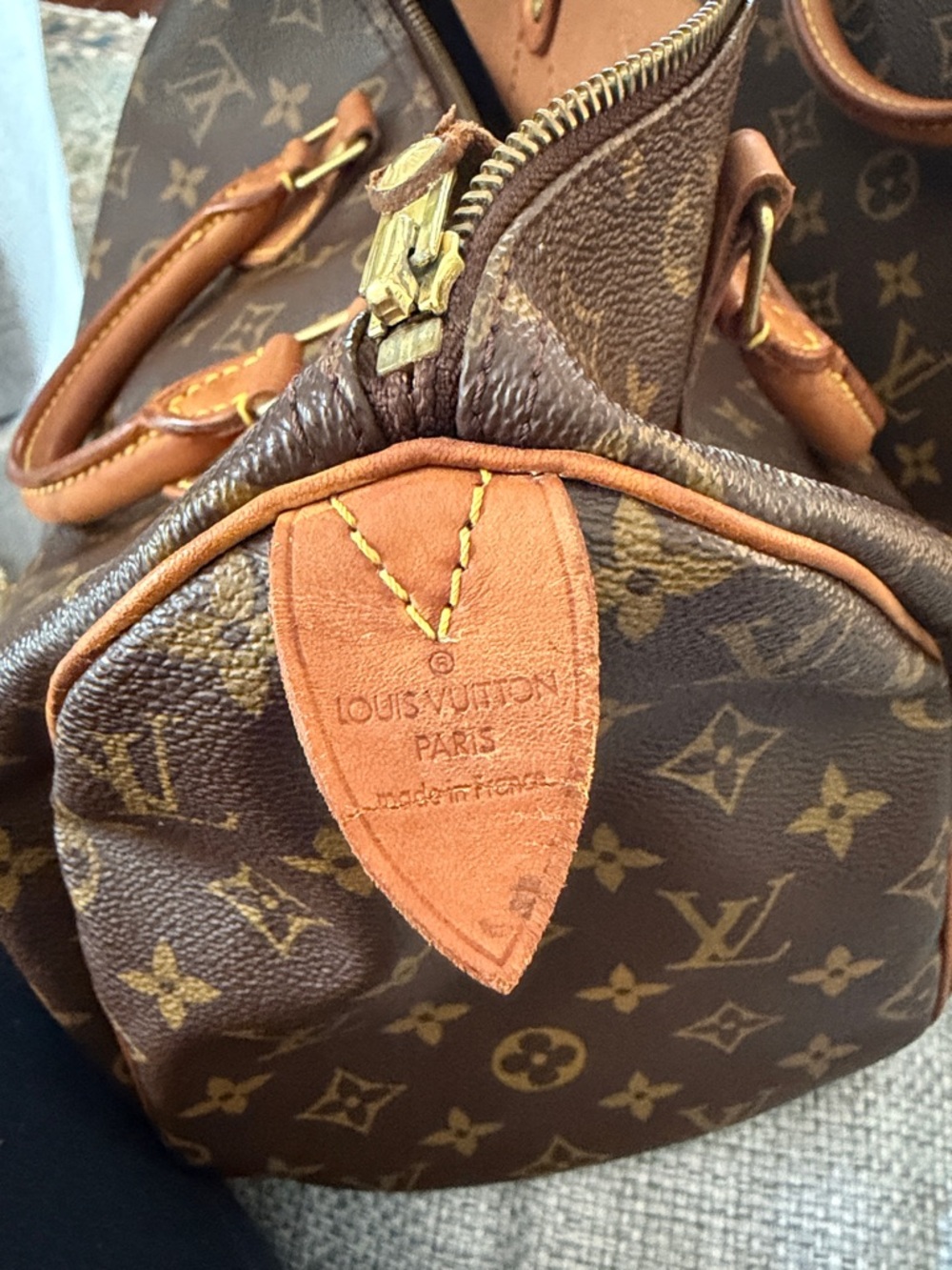 Louis Vuitton Monogram Canvas Speedy 30 - Picture 11 of 12